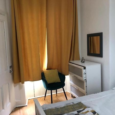 Lovely 2 Bedroom Apartment Close To City Centre Edinburgh Eksteriør bilde